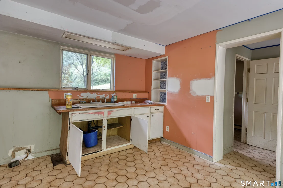 Photo of 102 Brookside Lane