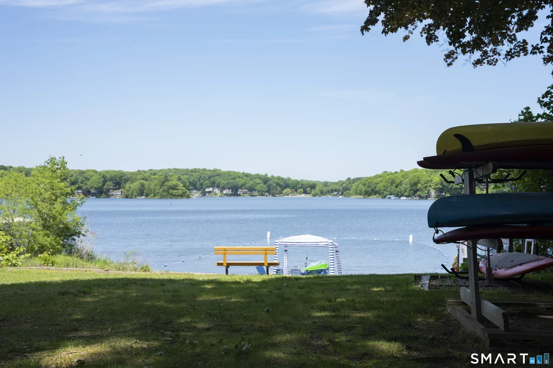Photo of 5 Avery Shores