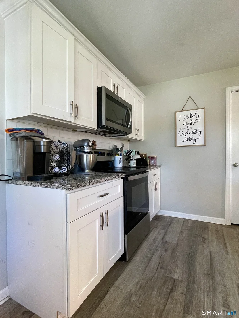 Photo of 16 Brainard Road