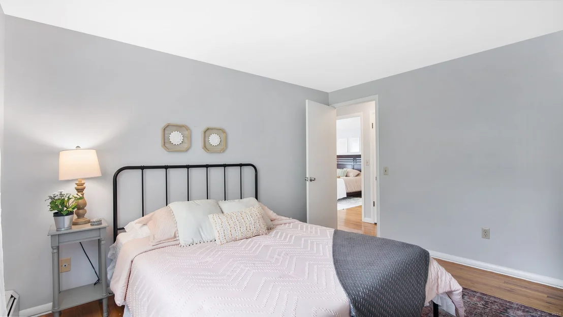 Photo of 15 Winthrop Road