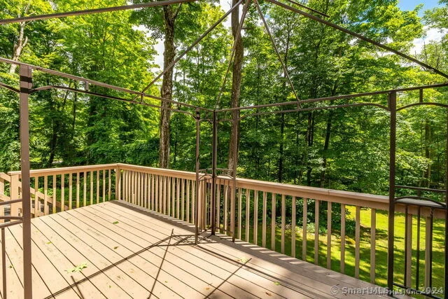 Photo of 9 Quiet Woods Road