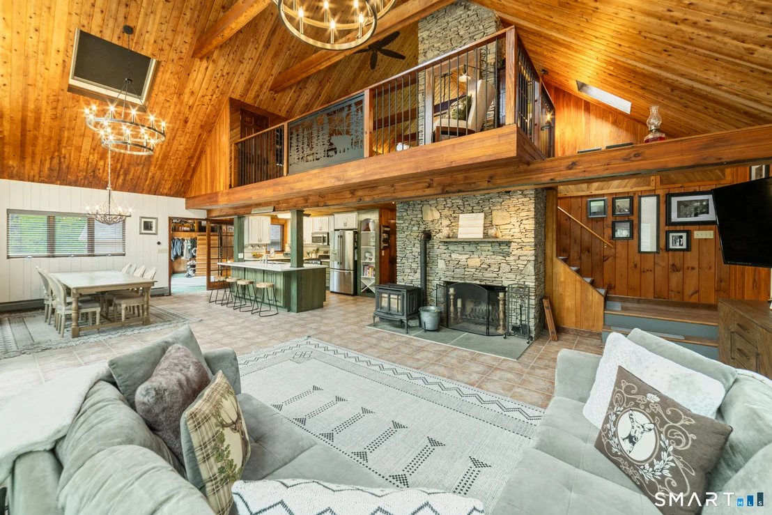 Photo of 72 Wildcat Hill Road