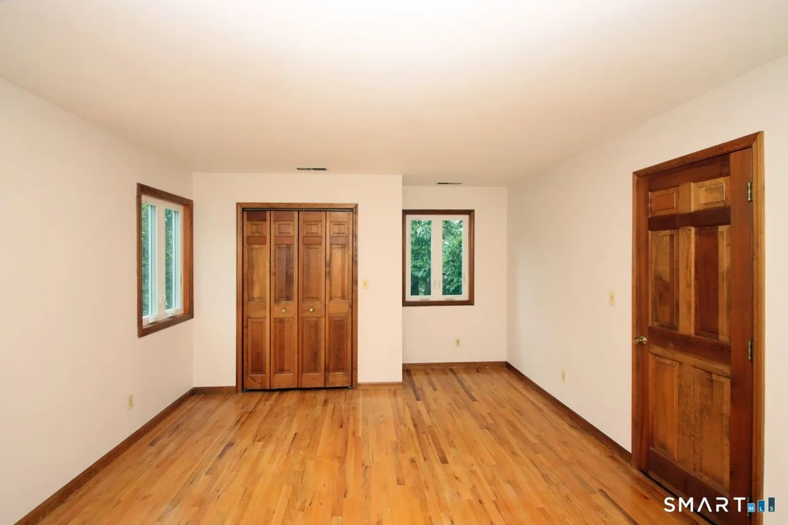 Photo of 328 Saybrook Road