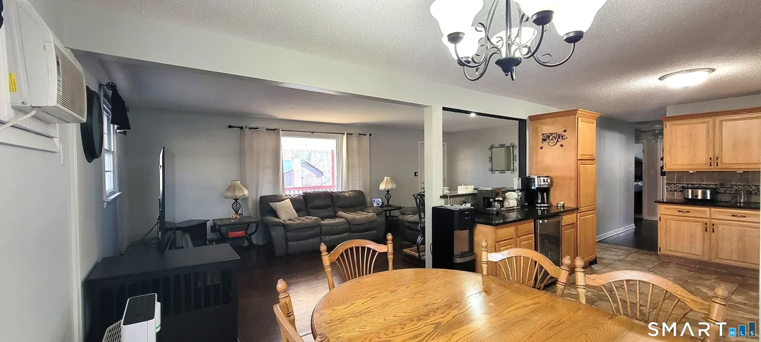 Photo of 18 Sheraton Drive