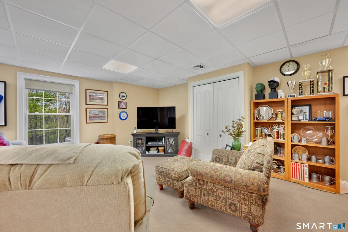 Photo of 8 Curtiss Meadows