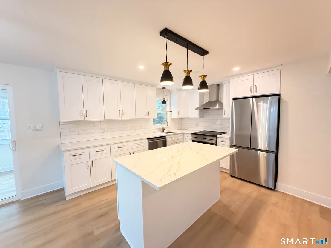 Photo of 33 Forest Avenue
