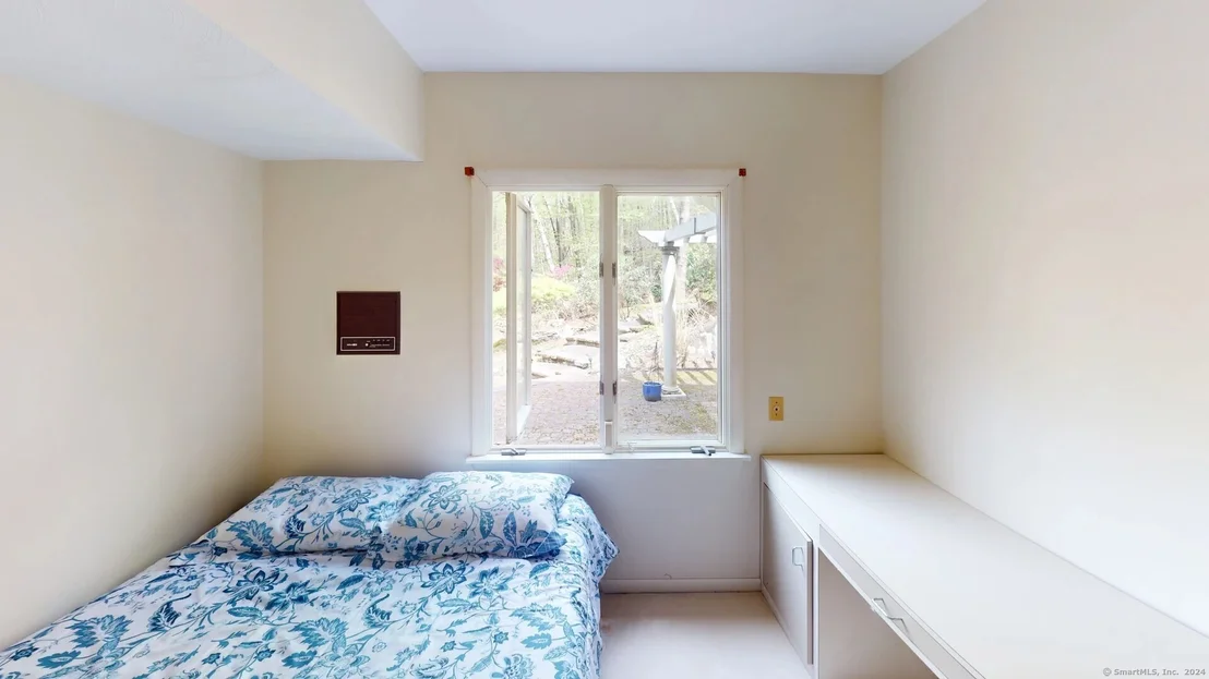 Photo of 97 Wyneding Hill Road