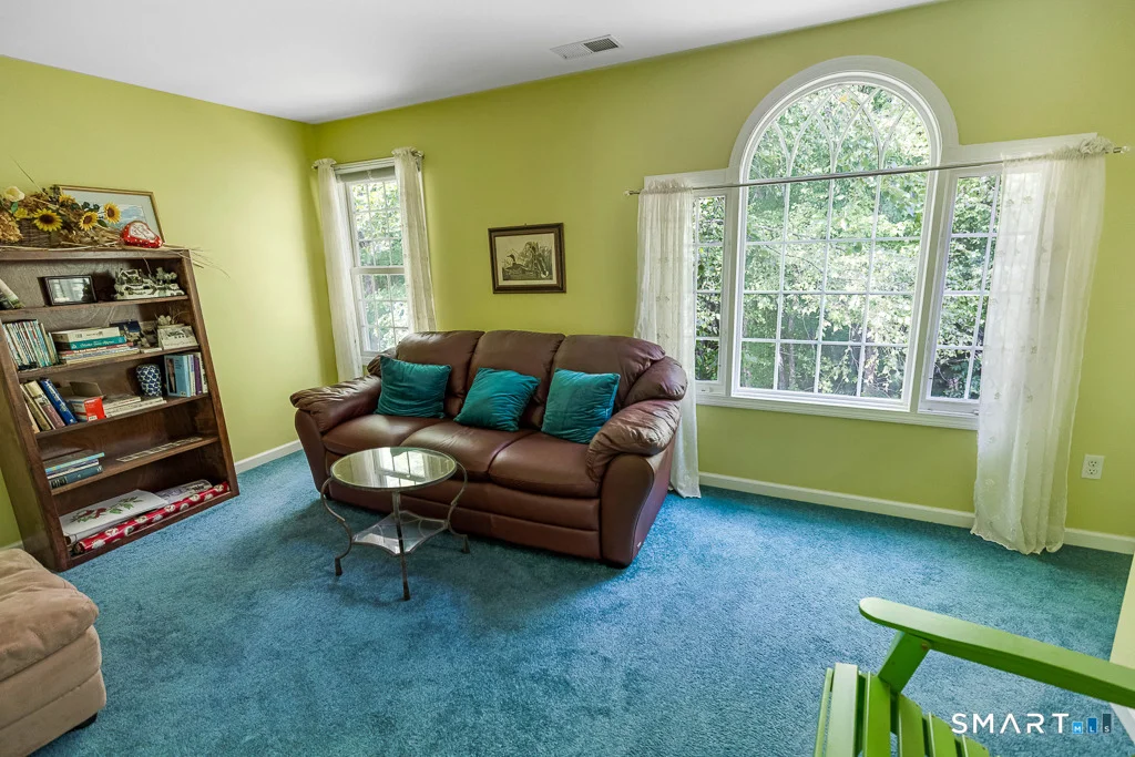 Photo of 9 Taylor Ridge Road