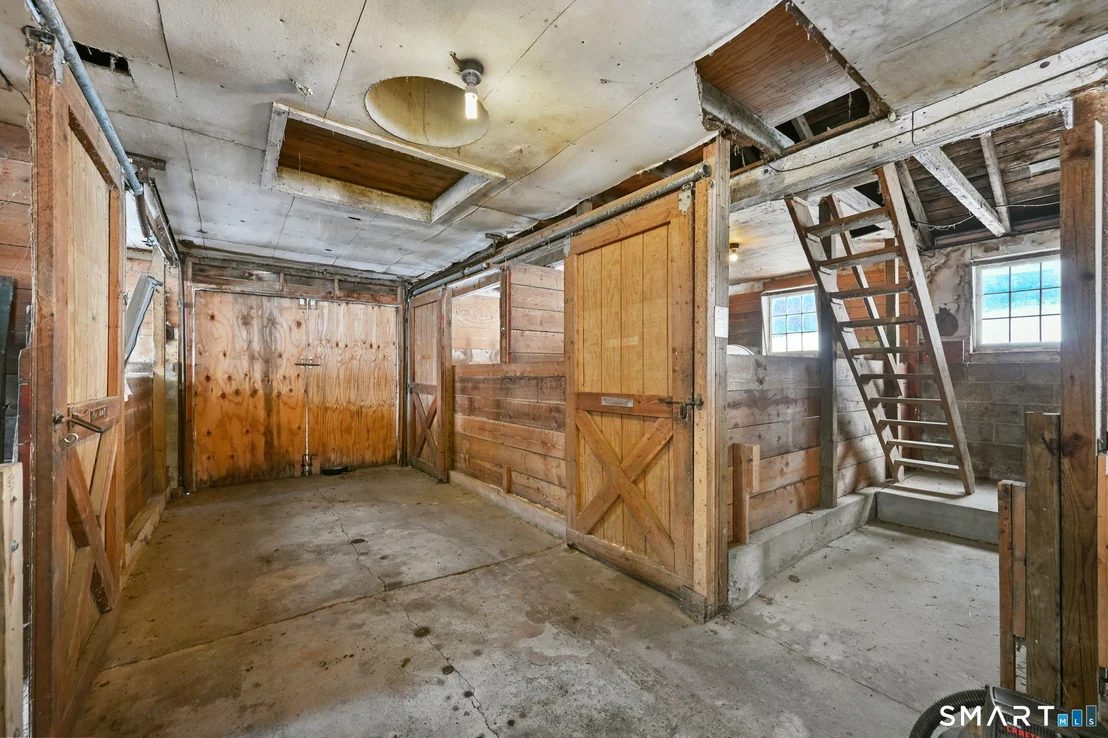 Photo of 6 Hoyt Road