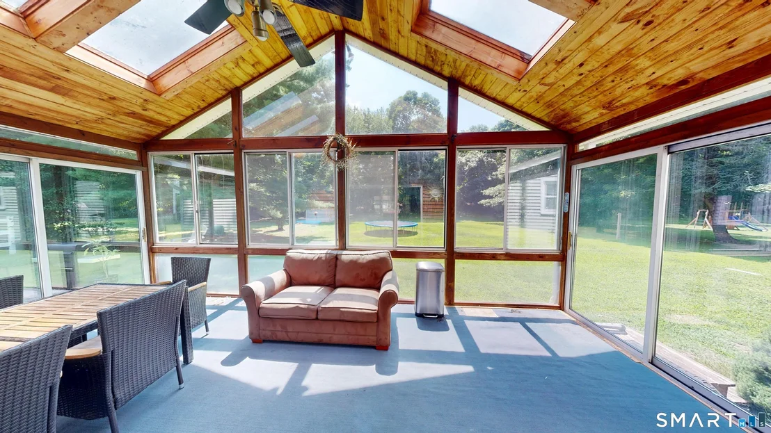 Photo of 341 Sharon Drive