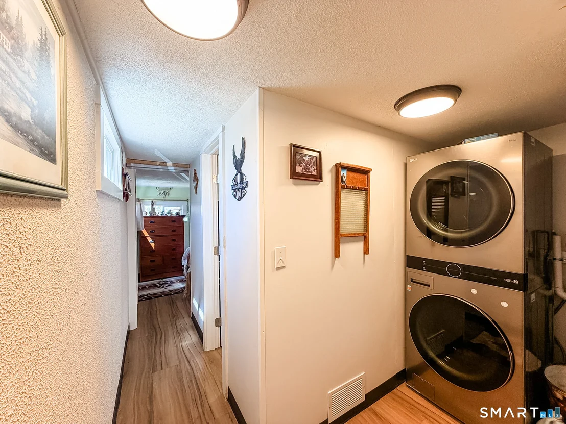 Photo of 16 Conrad Park