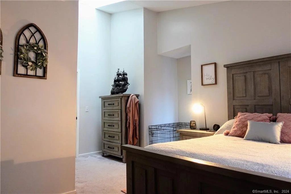 Photo of Unit 46 at 827 Oronoke Road