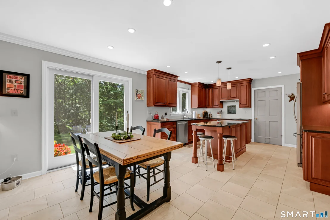 Photo of 107 Robin Drive