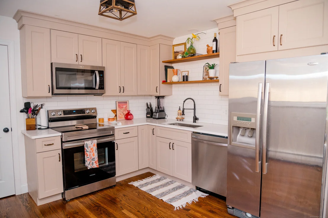 Photo of 106 Columbia Road