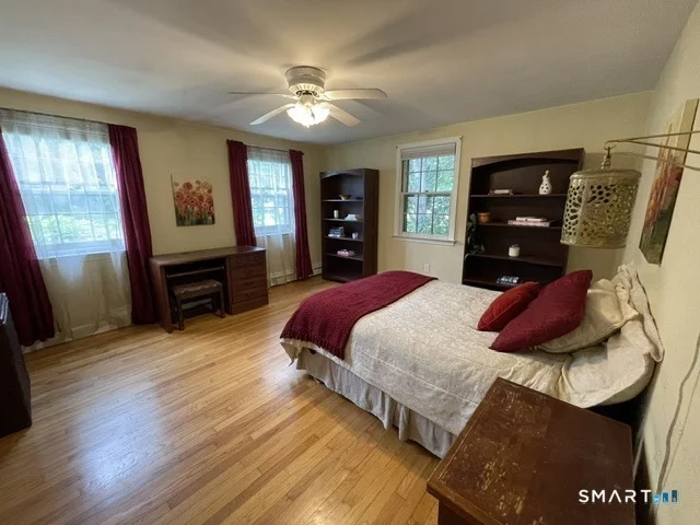 Photo of 6 Harvard Road