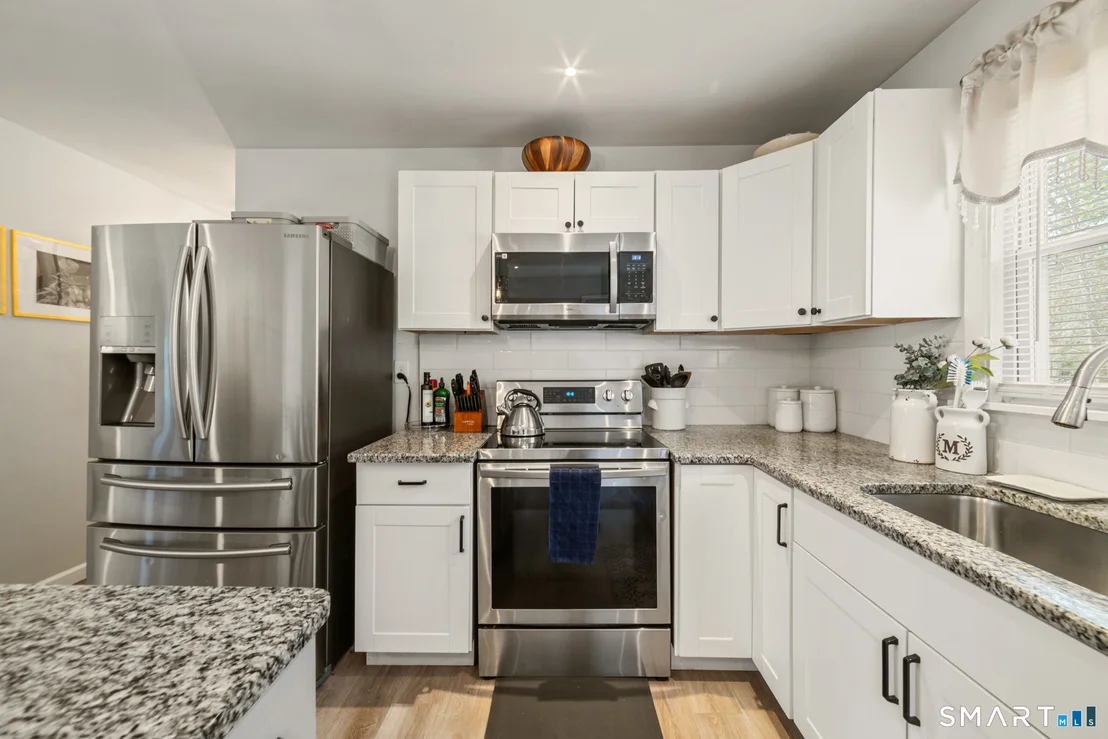 Photo of 185 Bluebird Drive