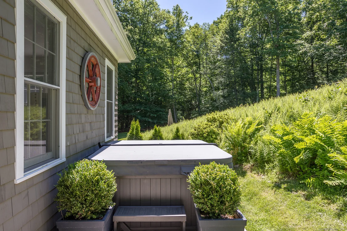 Photo of 27 Mine Hill Road