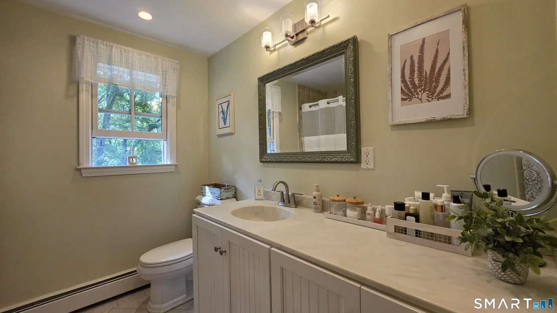 Photo of 261 Ridgewood Drive