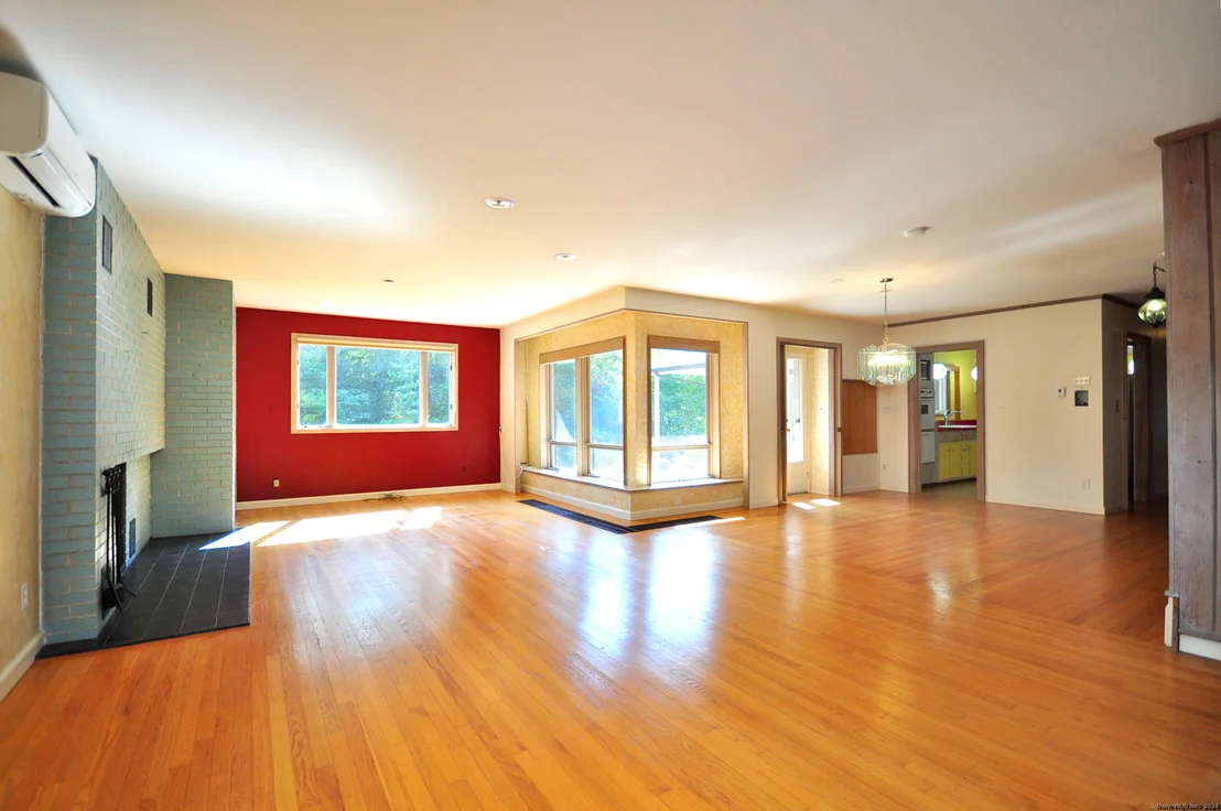 Photo of 15 Harmony Hill Road