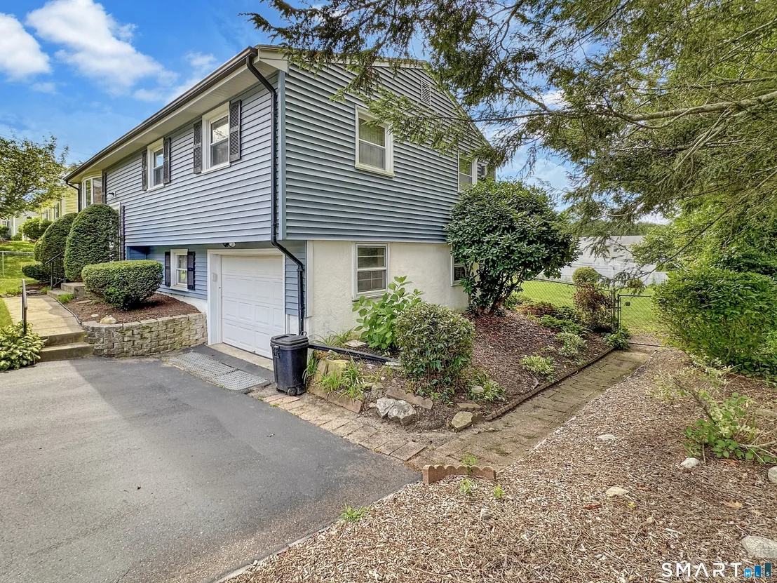Photo of 40 Laurel Drive