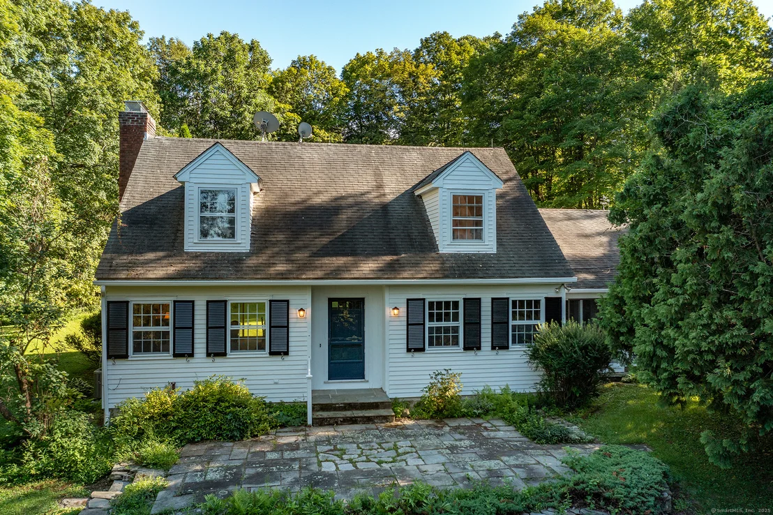 Photo of 242 Tophet Road
