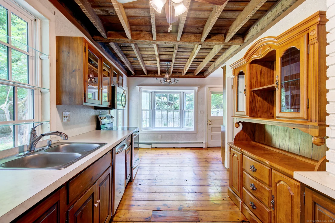 Photo of 12 Meadow Drive