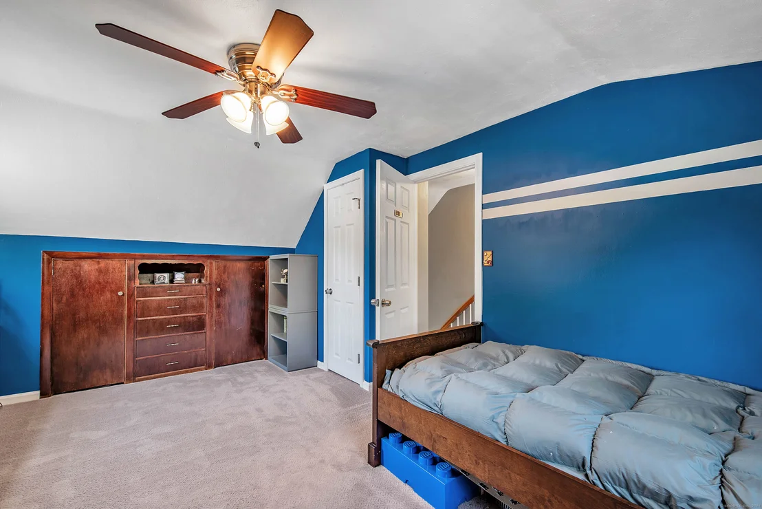 Photo of 25 Maple Ridge Drive