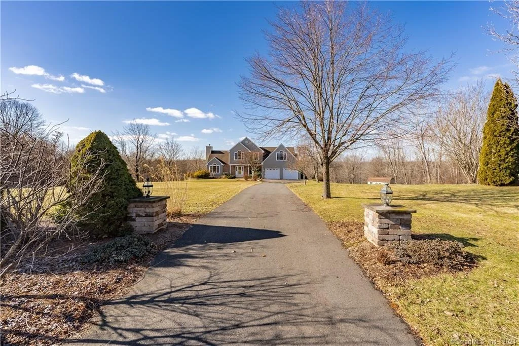 Photo of 17 Grand View Drive