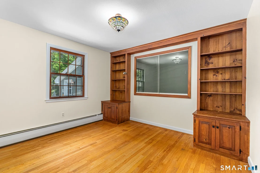Photo of 38 Oak Ridge Drive