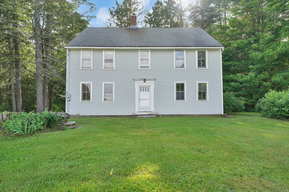 Photo of 657 Colebrook Road