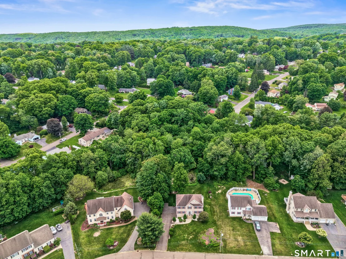 Photo of 30 Bridle Trail Drive