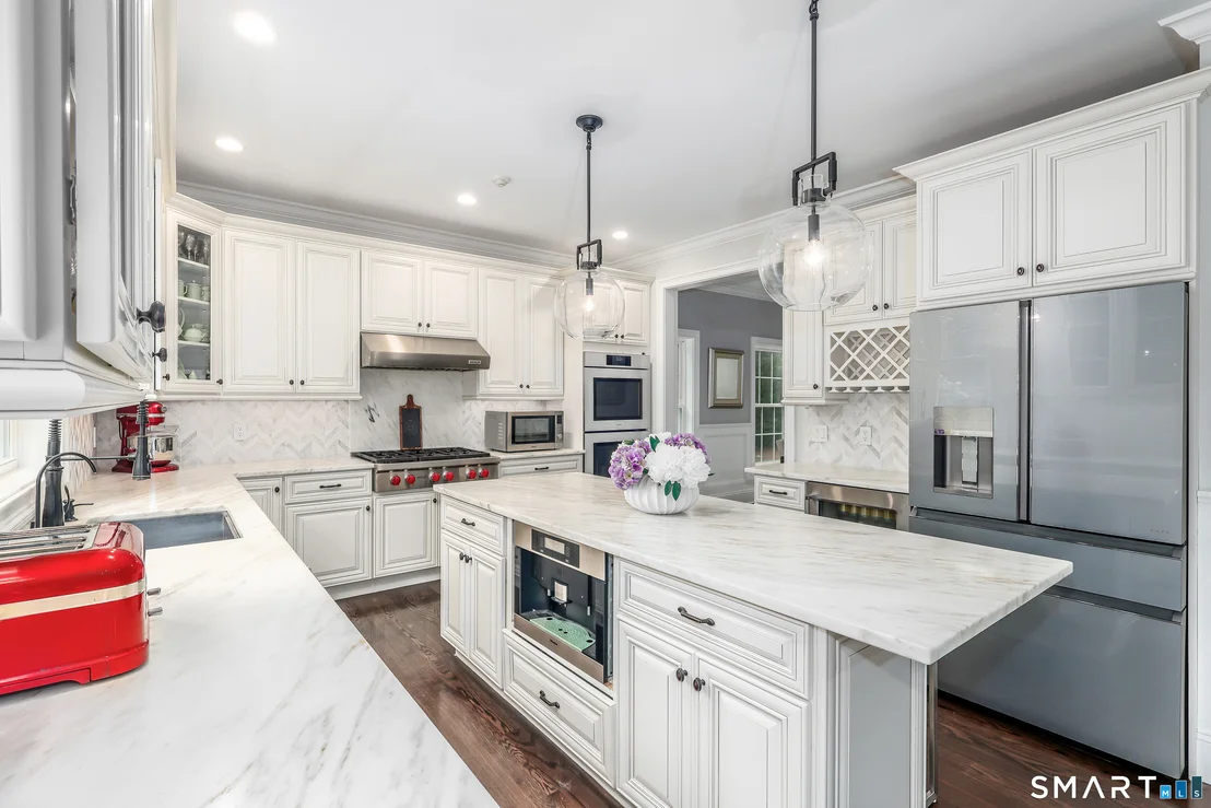 Photo of 105 Perry Avenue