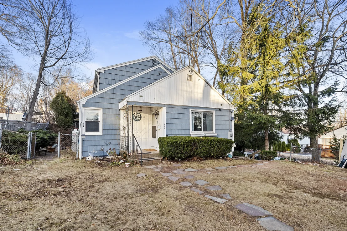 Photo of 217 Portman Street