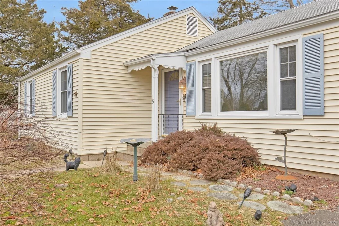 Photo of 15 Farview Avenue