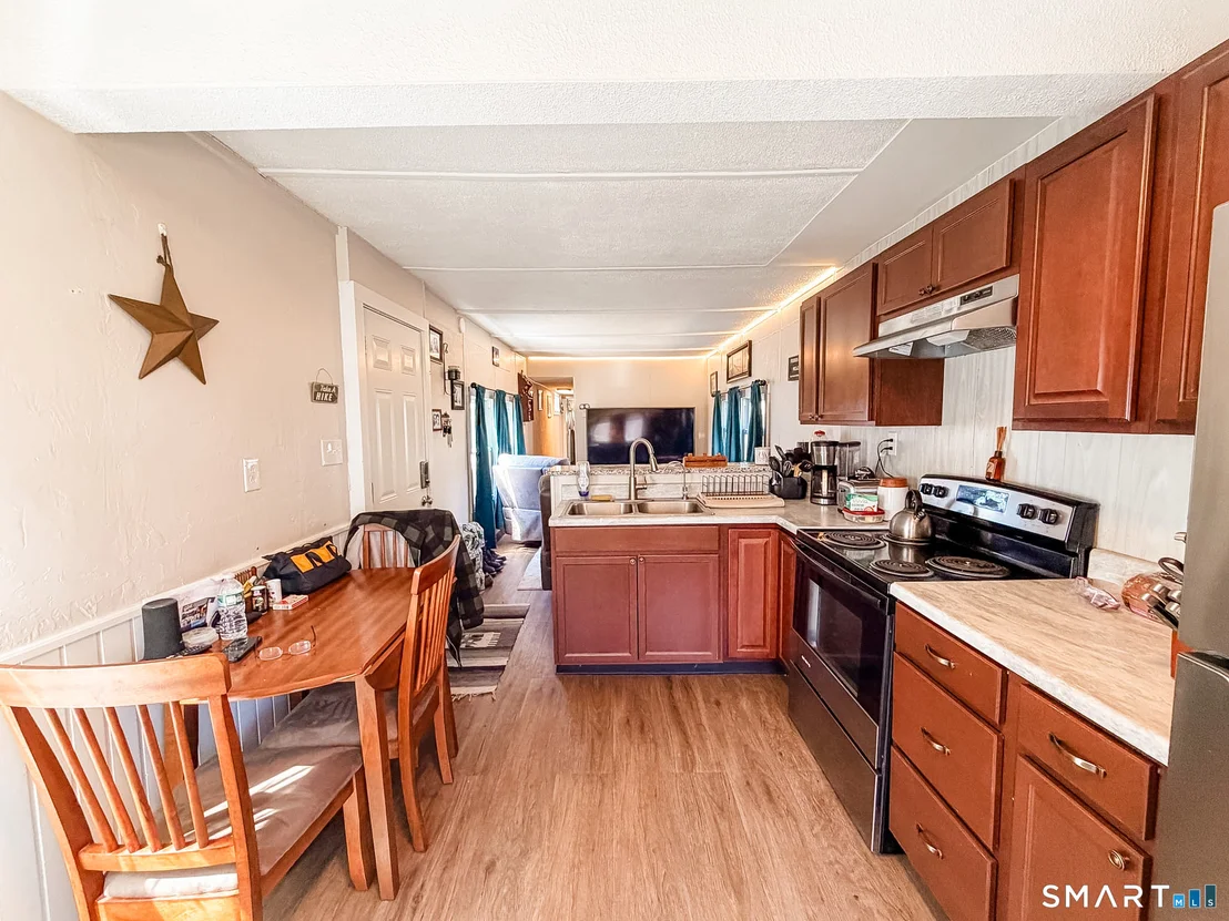 Photo of 16 Conrad Park