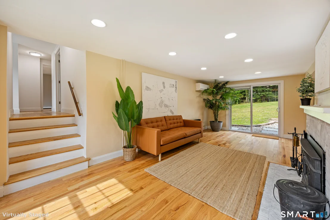 Photo of 20 Hydelor Avenue