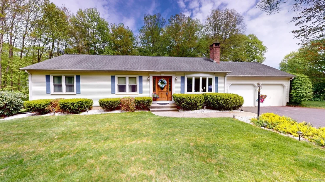 Photo of 305 Broad Brook Road