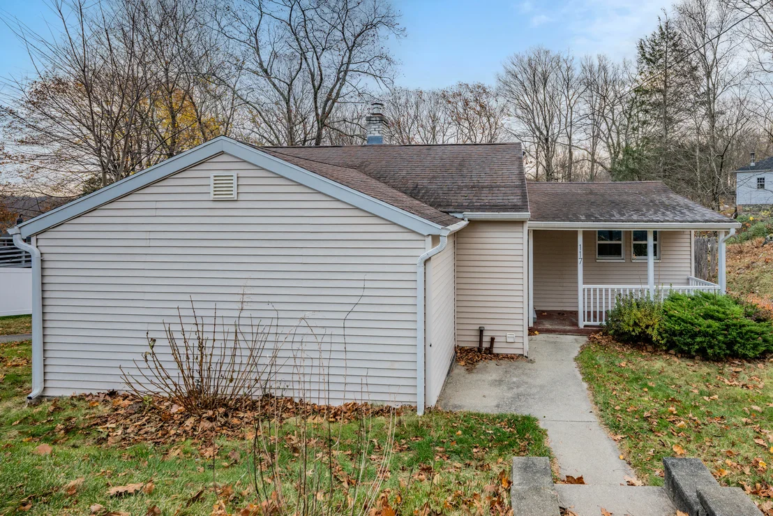 Photo of 117 Cherry Avenue