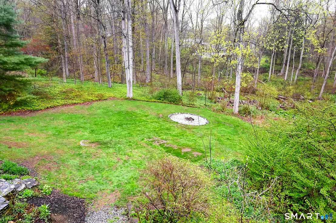 Photo of 27 Chestnut Hill Road