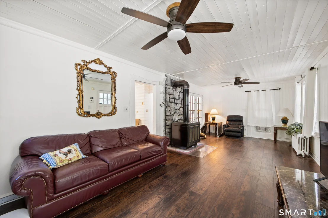 Photo of 573 Litchfield Road