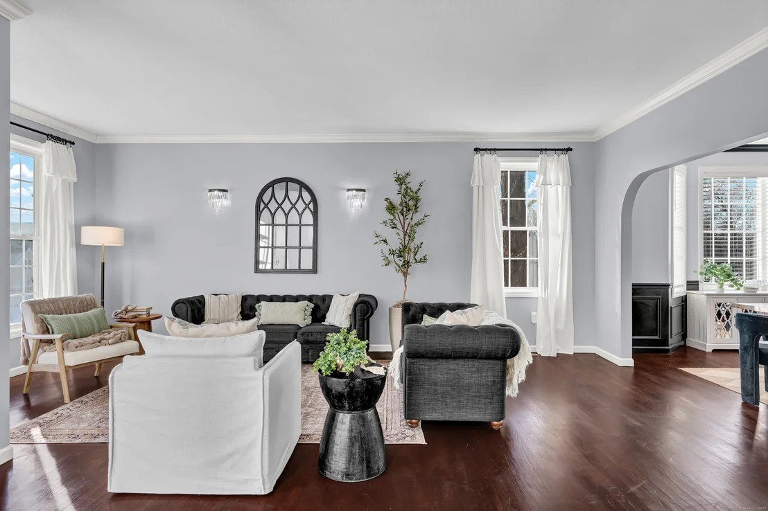Photo of 41 Windermere Ridge Drive