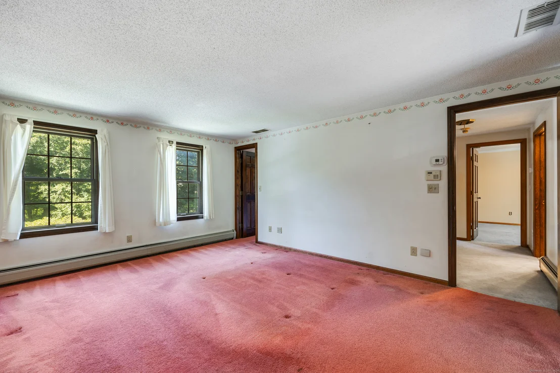 Photo of 79 Vineyard Drive
