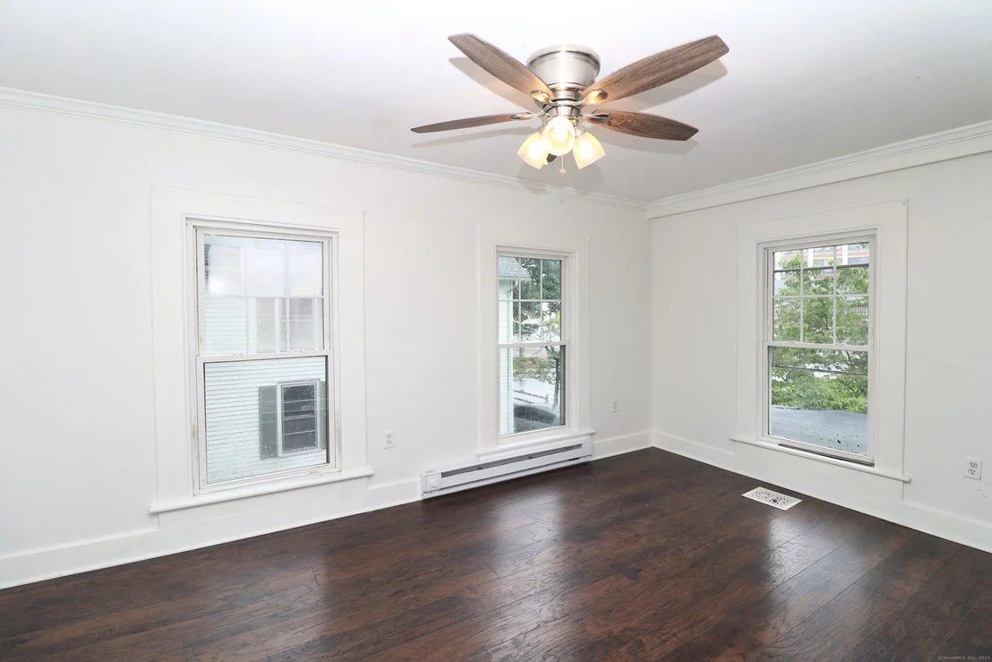 Photo of 17 Maple Street