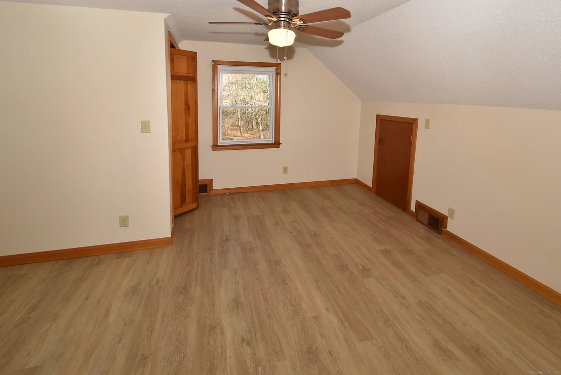 Photo of 650 Pigeon Hill Road
