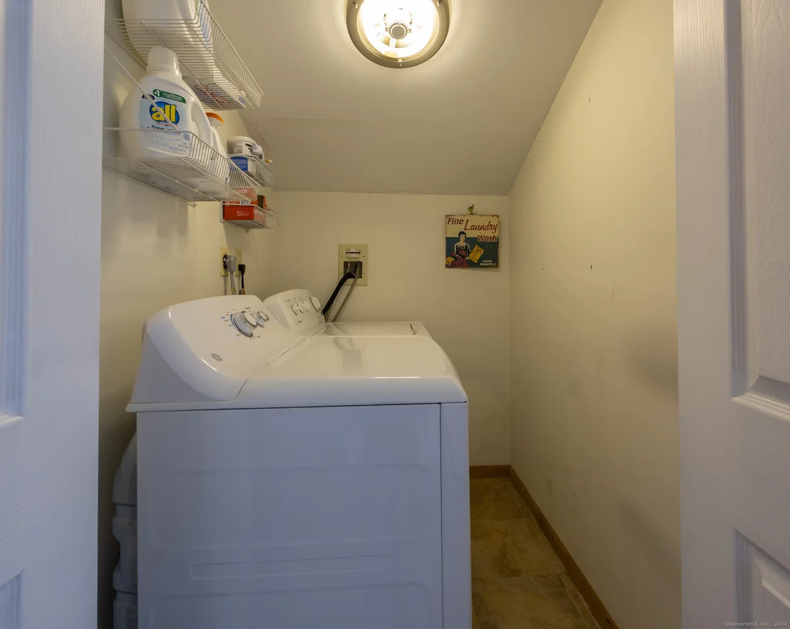 Photo of 466 Juniper Lane