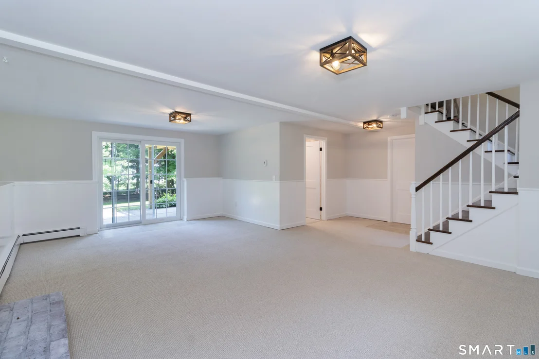 Photo of 831 Nut Plains Road