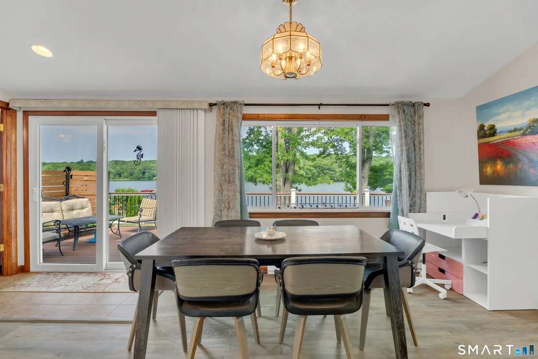 Photo of 51 Lakeview Drive