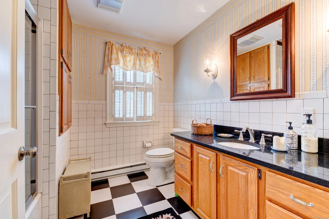 Photo of 82 Thompson Drive