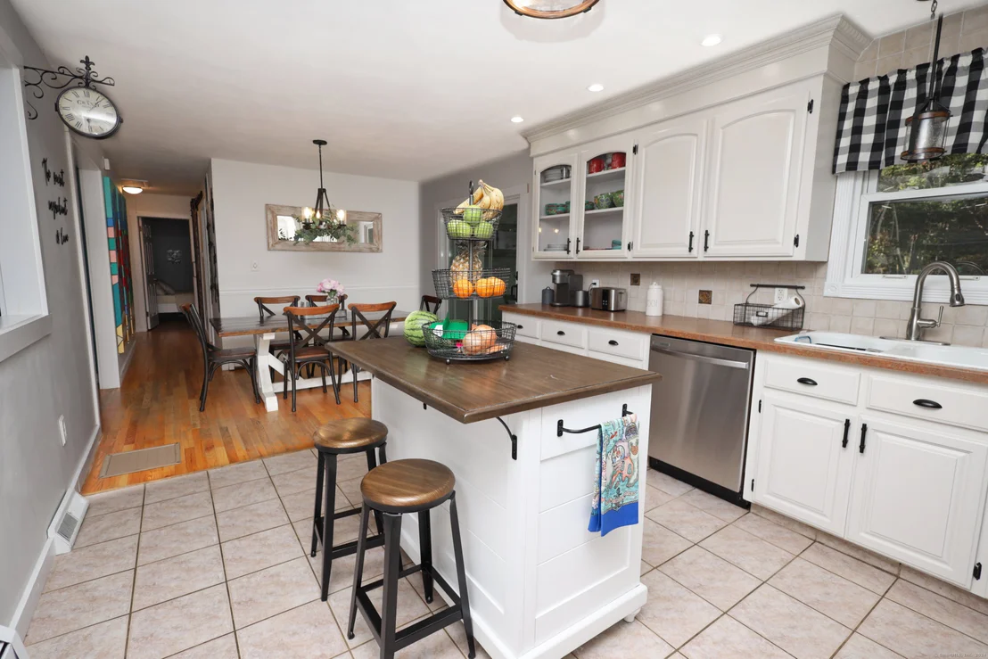 Photo of 17 Rowland Drive