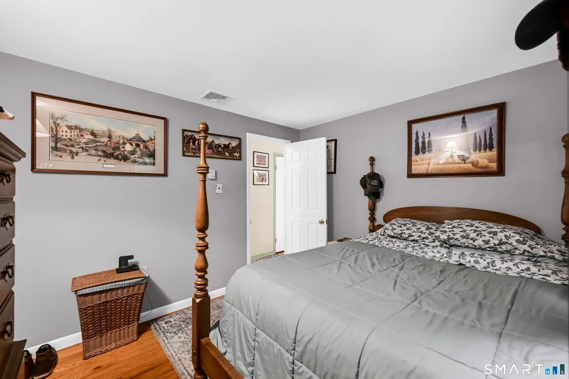 Photo of 379 Smith Pond Road
